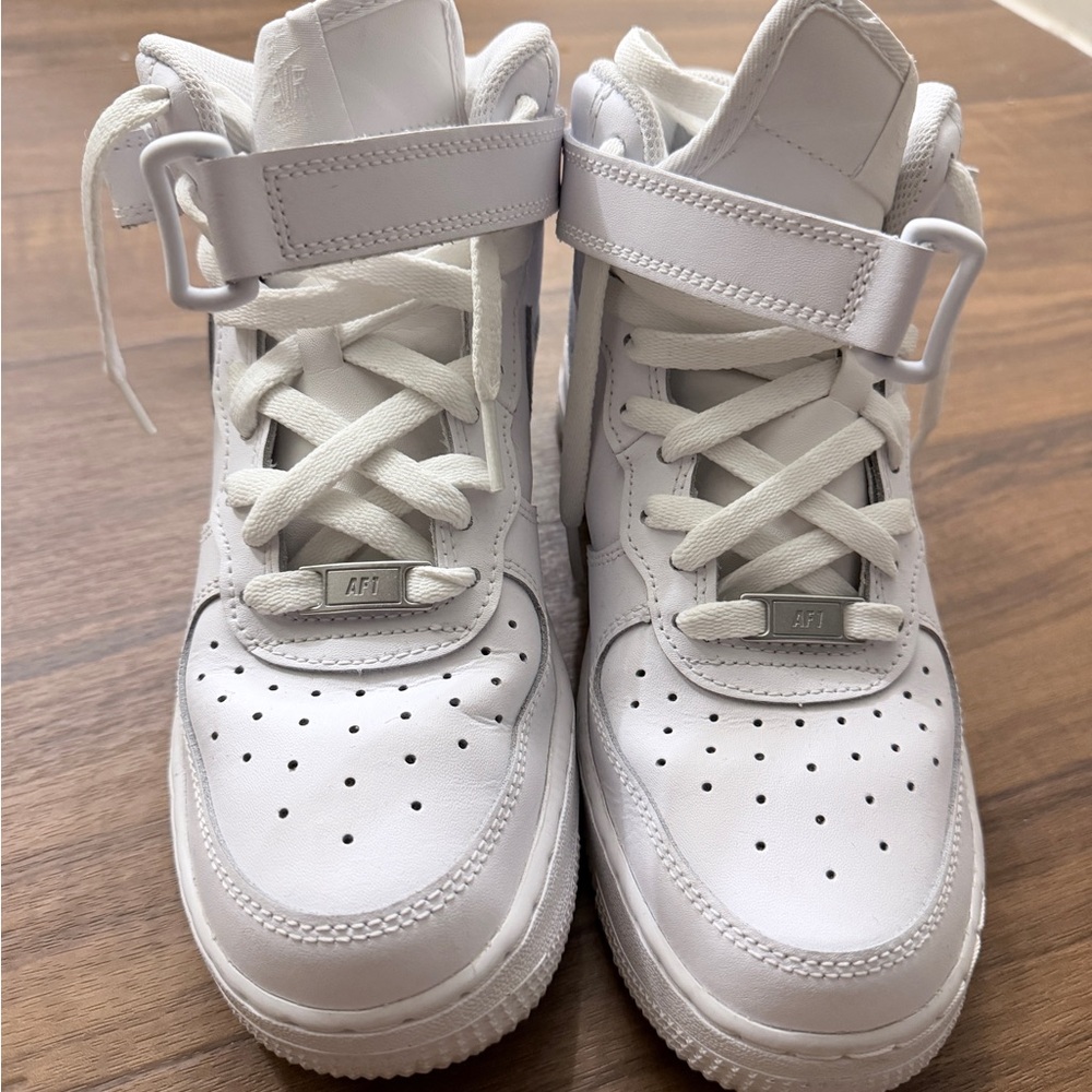Nike AIR FORCE 1 MID LE (BIG KID) - Picture 4 of 5